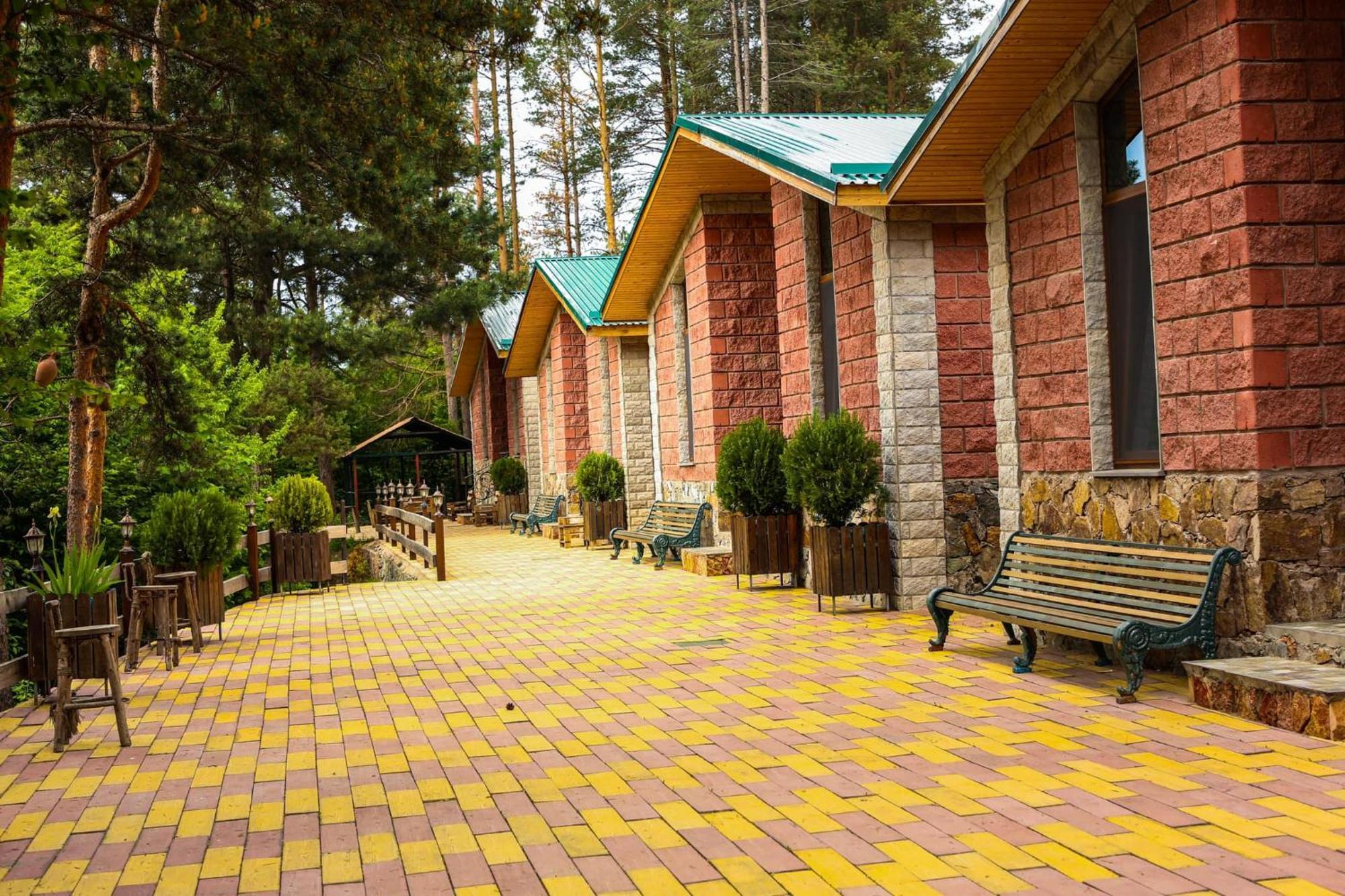 Haghartsin Hotel And Restaurant Dilijan Eksteriør bilde