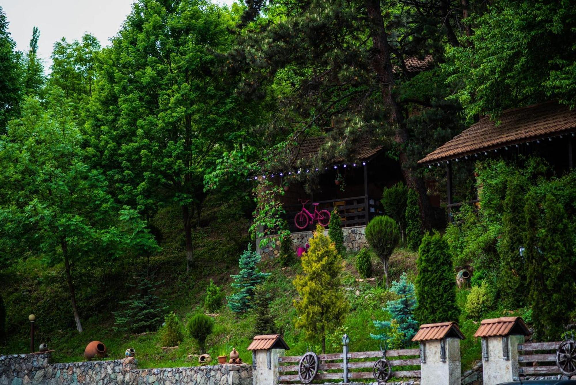 Haghartsin Hotel And Restaurant Dilijan Eksteriør bilde
