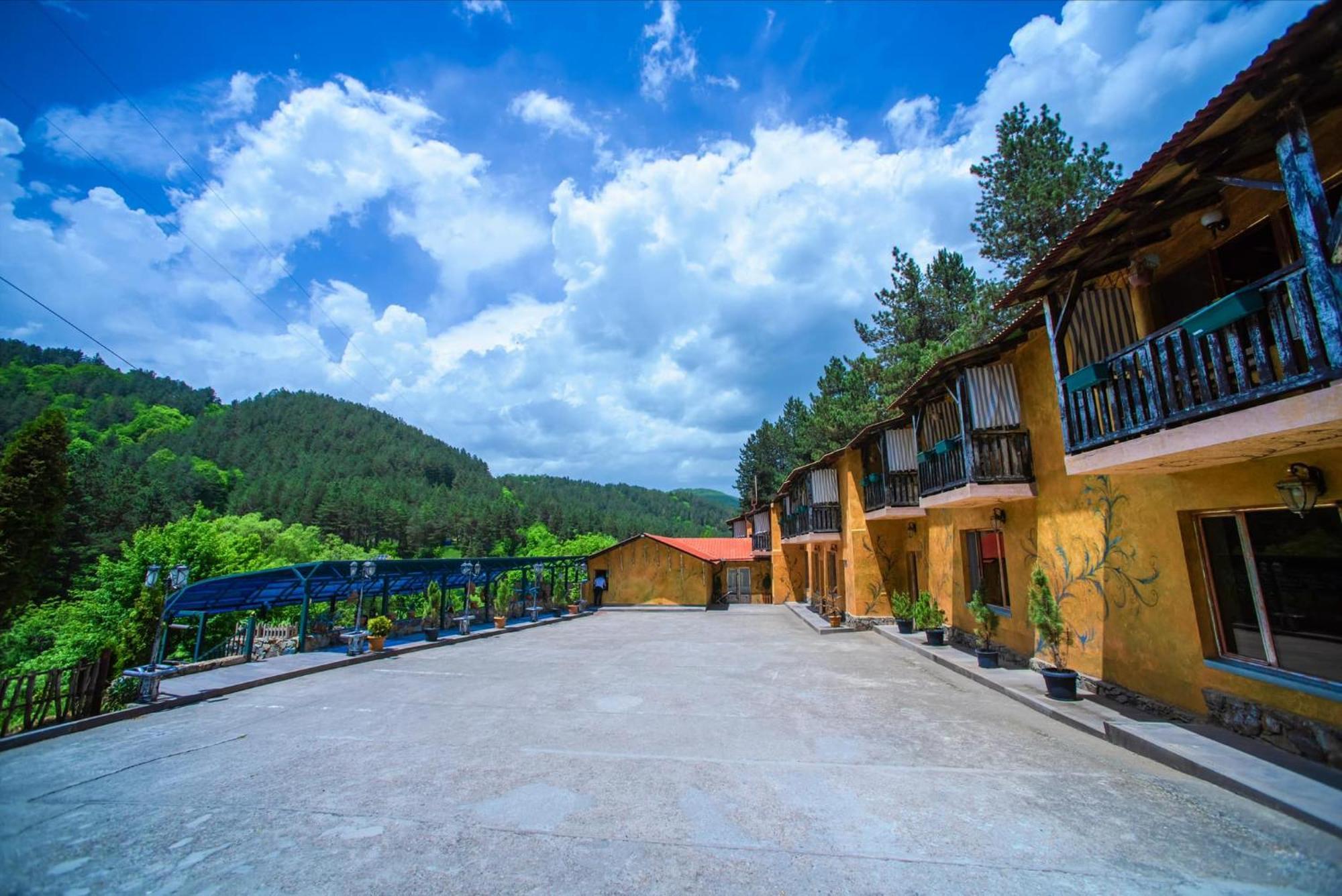 Haghartsin Hotel And Restaurant Dilijan Eksteriør bilde